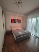 Reggio Emilia Central Design Apartment - B&B Reggio Emilia