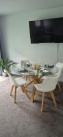 Walk to Stadium and 2 Free Car Parks Prime Location - B&B Christchurch