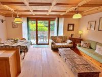 CLARA Garden Apartment with Mountain View - B&B Bad Kleinkirchheim