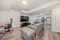 Luxurious Basement Hidden Oasis - B&B Edmonton