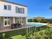Golf de Pont Royal Villa des Alpilles climatisée 3 chambres Piscine chauffée Parking et Garage - Chambres d'hôtes Mallemort