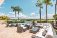 Fully Staffed Villa at La Marina-Casa de Campo - B&B Las Minas