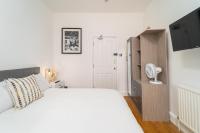 Euston Urban Stay - Studio Apartment 1 min to Station - B&B London