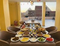 Saloumy pyramids hotel - Bed and Breakfast Nazlat as Sammān