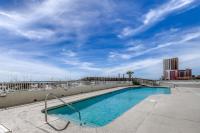 Gulf front condo with pools hot tub - ocean view covered balcony & washer dryer - Bed and Breakfast Orange Beach