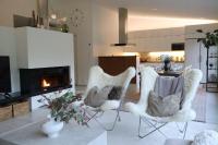 Villa Lydia Lapland - Private Sauna & Aurora View - B&B Rovaniemi