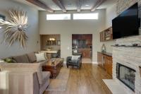 Dtwn Palm Springs Condo: BBQ, Pool, Fire Pit, etc! - B&B Palm Springs