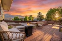 Suncrest Rise Family Escape Near Fort Carson - B&B Colorado Springs
