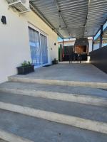 Rosa's Self-catering Unit 2 - Ferienwohnung Springbok