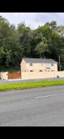 Loretta house, Executive home - B&B Coity