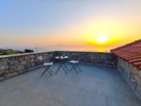 Emmelia Stone Maisonette Panoramic Sea View - B&B Kalamata