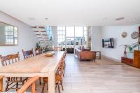 Two-Bed Apartment The Studios Central Cape Town - B&B Cape Town