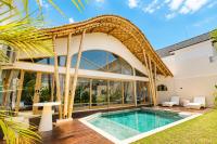 NEW! Villa Marcela - 2BR Villa in Berawa - Chambres d'hôtes Canggu