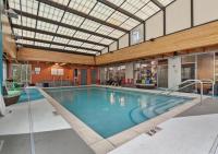 CozySuites Mill District - Bed and Breakfast Minneapolis