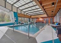 CozySuites Mill District - Bed and Breakfast Minneapolis