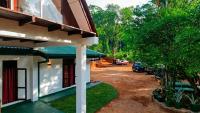 Mist Mountain Hiking Base - B&B Pimbura