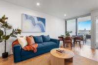 The Valley Apt with 2 FREE Parking Bays - B&B Brisbane