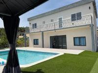 3 Bedrooms 3 and a half Bathrooms Villa Private Pool Free Beach Club - B&B Discovery Bay
