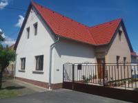 Gyarmati Apartman Örvényes - Ferienwohnung Örvényes