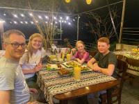 Sunrise Horizon Retreat - B&B Phong Nha