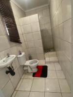 Sky Blue Guest House - B&B Mafikeng