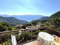 Appartamento Casa Ammura Balcony Lake View and Private Garden - Bed and Breakfast Tignale