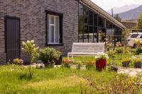 FlowerHouse - B&B Karakol