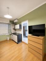 BEDS&ROOMS COLLI ANIENE - Rooms with kitchen, Camere private con cucina - B&B Roma