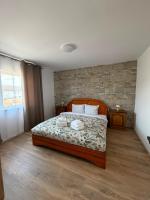 Casa Sabo Sannicoara Cluj Airport Area Camera dubla cu baldachin - Ferienwohnung Sânnicoară