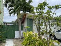 Apartment in the Heart of Calle 8 with Parking - B&B Miami