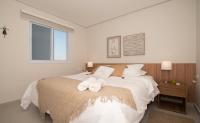 Stylish Hub Near Dining and Malls with Pool&Gym - Ferienwohnung Asunción