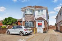 2 Bed Flat 10mins Heathrow 1 Parking EV - Ferienwohnung Hanworth