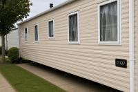 Cabin Sleeps 6 with Indoor Pool - B&B Clacton-on-Sea