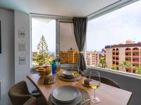 Attico Playa de Inglés near Yumbo with piscina parking - B&B Playa del Ingles