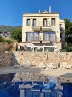 Aden Aparts - Central Kalkan 1 bedroom Flat with Pool & Sea View - B&B Kalkan