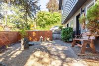 Zen Haus Luxe Spacious Retreat KING beds near UO - Bed and Breakfast Eugene