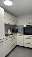 Fenix Apartment - B&B Lubiana