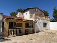 Chalet individual con piscina privada en Cañadas de San Pedro en Murcia - B&B Las Casas