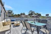 New Property Seabreeze Bungalow - Lakeview Sunset Delight at Sunshine on Lake Macquarie - Chambres d'hôtes Morisset East