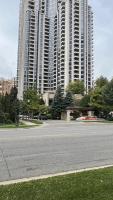 Home stay - Room with Yonge Street view and 3 Star Hotel Amenities - B&B Toronto