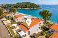 Valdarke Vittorio Apt with Sea View Terrace - Happy Rentals - B&B Lussinpiccolo