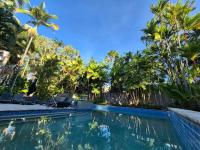 Maison Sauvage Retro Tropical Retreat - Chambres d'hôtes Port Douglas