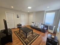 Two Bedroom Apartment with Parking 5 to 10 Min to PATH for NYC - Chambres d'hôtes Harrison