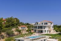 Lithea Seaview Villa & Estate - B&B Chania