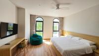 Les Amis Phu Quoc at Grand World - whole house 18pax - B&B Koh Trol