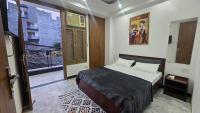 Saket homestays ignou road serviced apartment - B&B Nuova Delhi