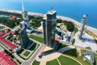 Three-room apartments by the seacoast, Porta Batumi Tower - Chambres d'hôtes Batoumi