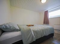 Spacious 3-BR Apartment- 4 min drive to Helgelandstrappa - B&B Mosjøen