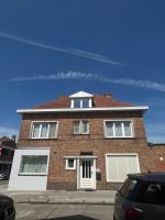 Modern private Rooms with attached Bathroom & Free Parking - B&B Bruges