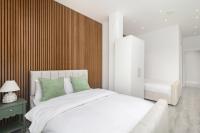 Spacious 3-Bed Apartment for 14 Guests Near Paddington Station - Bed and Breakfast Londen